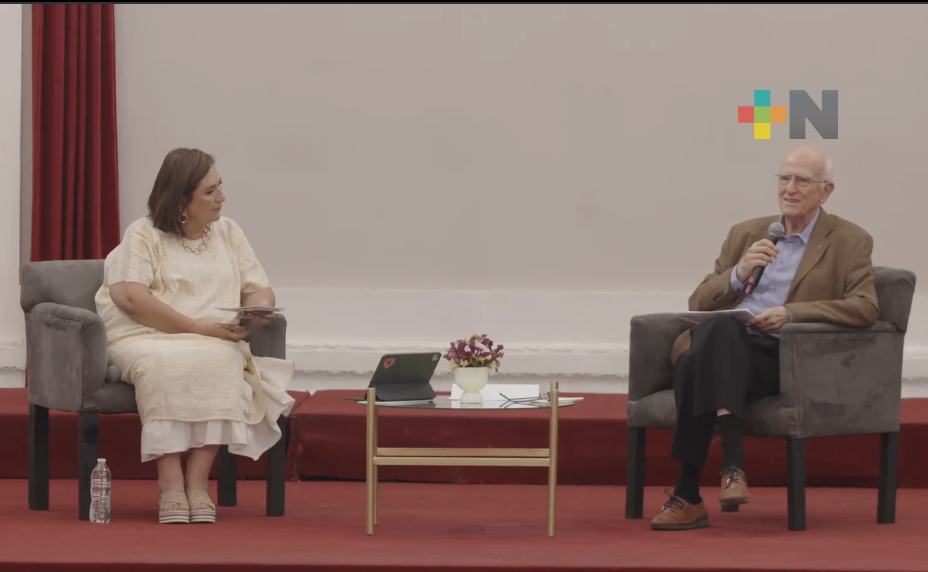 Ante académicos e intelectuales, Xóchitl Gálvez deja entrever posibles integrantes de su gabinete